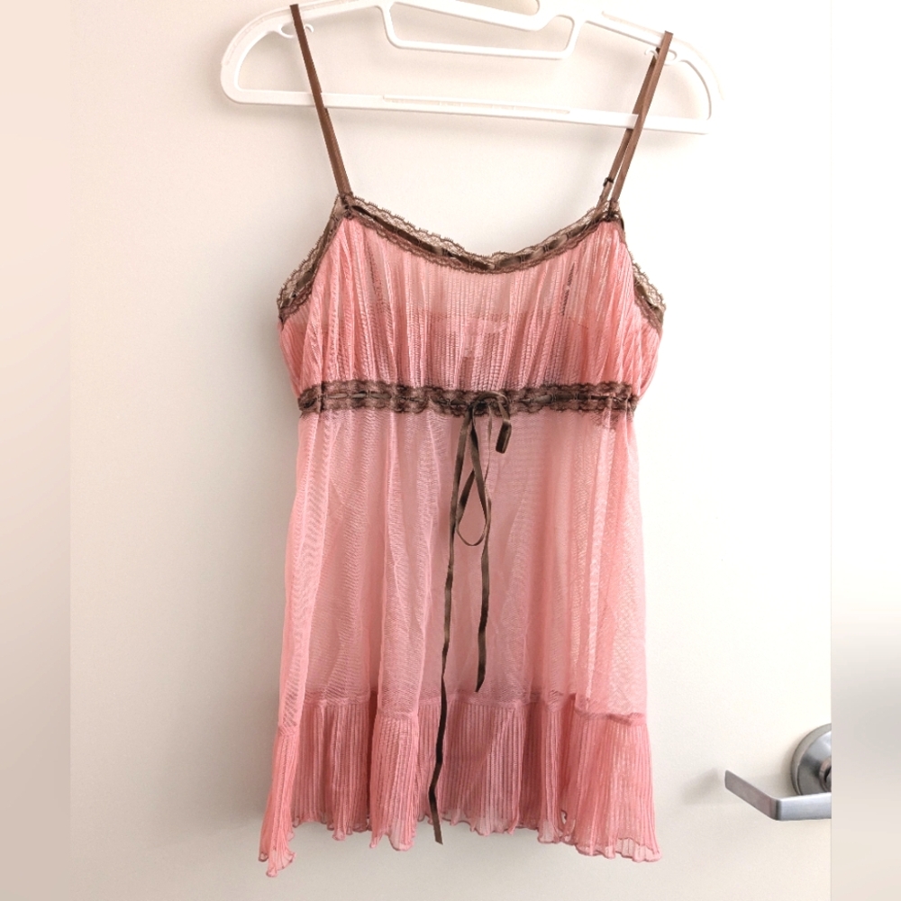 Elegant Pink Lace Trim Chemise